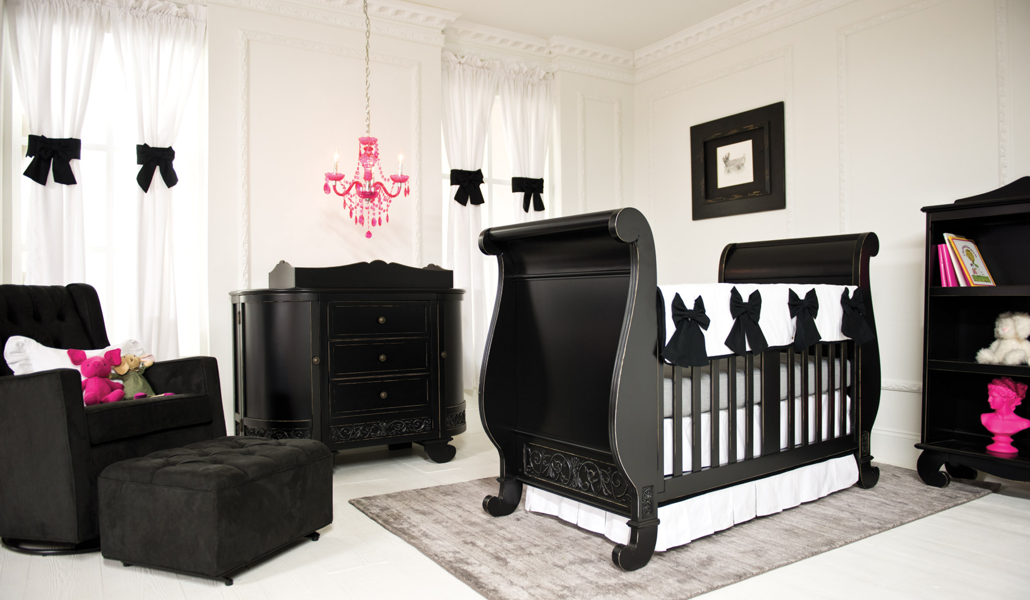 Bratt Decor Black Sleigh Toddler Bed